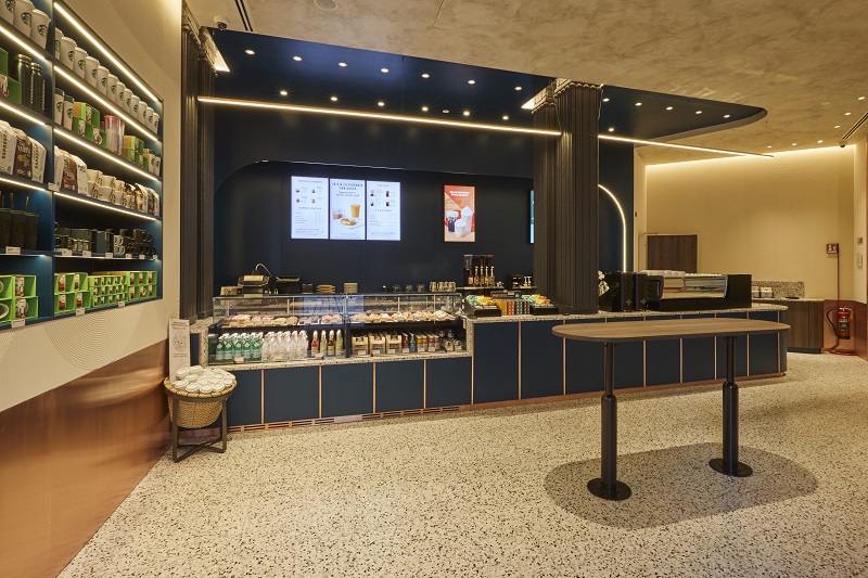 Starbucks punta sul take away per conquistare il cliente urbano di Milano Starbucks punta sul take away per conquistare il cliente urbano di Milano